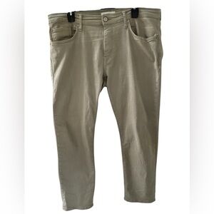 GDW slim 5 pocket jeans khaki
GENERAL DENIM WORKS 
Size 36 x 27 men’s